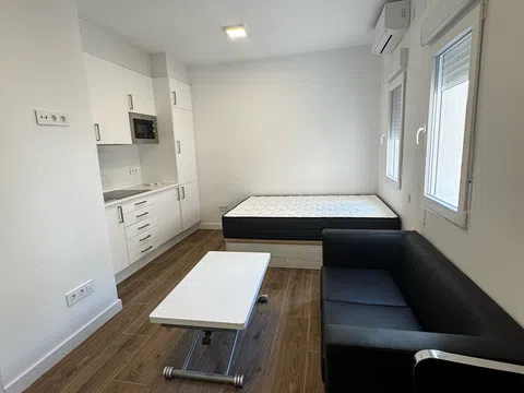Estudio en calle de Martín Machío, 12