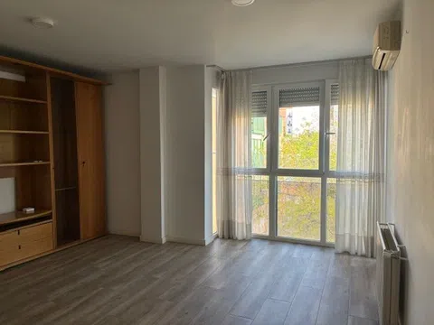 Piso en calle de Fray Junípero Serra, 27