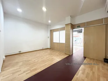 Local comercial en Mollet del Vallès - Foto 9