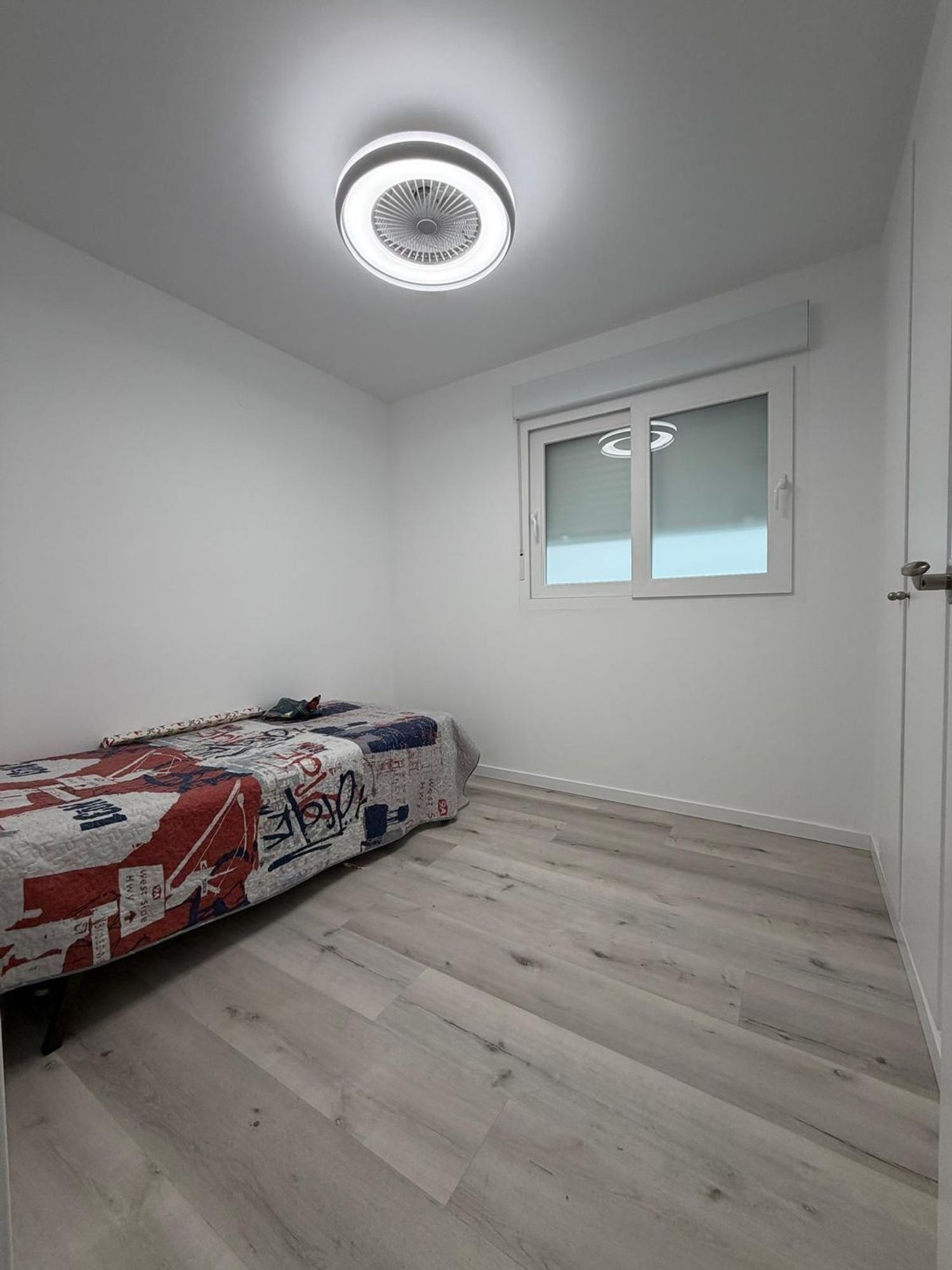Piso en Calle de l'Humanista Frederic Furió - Foto 12