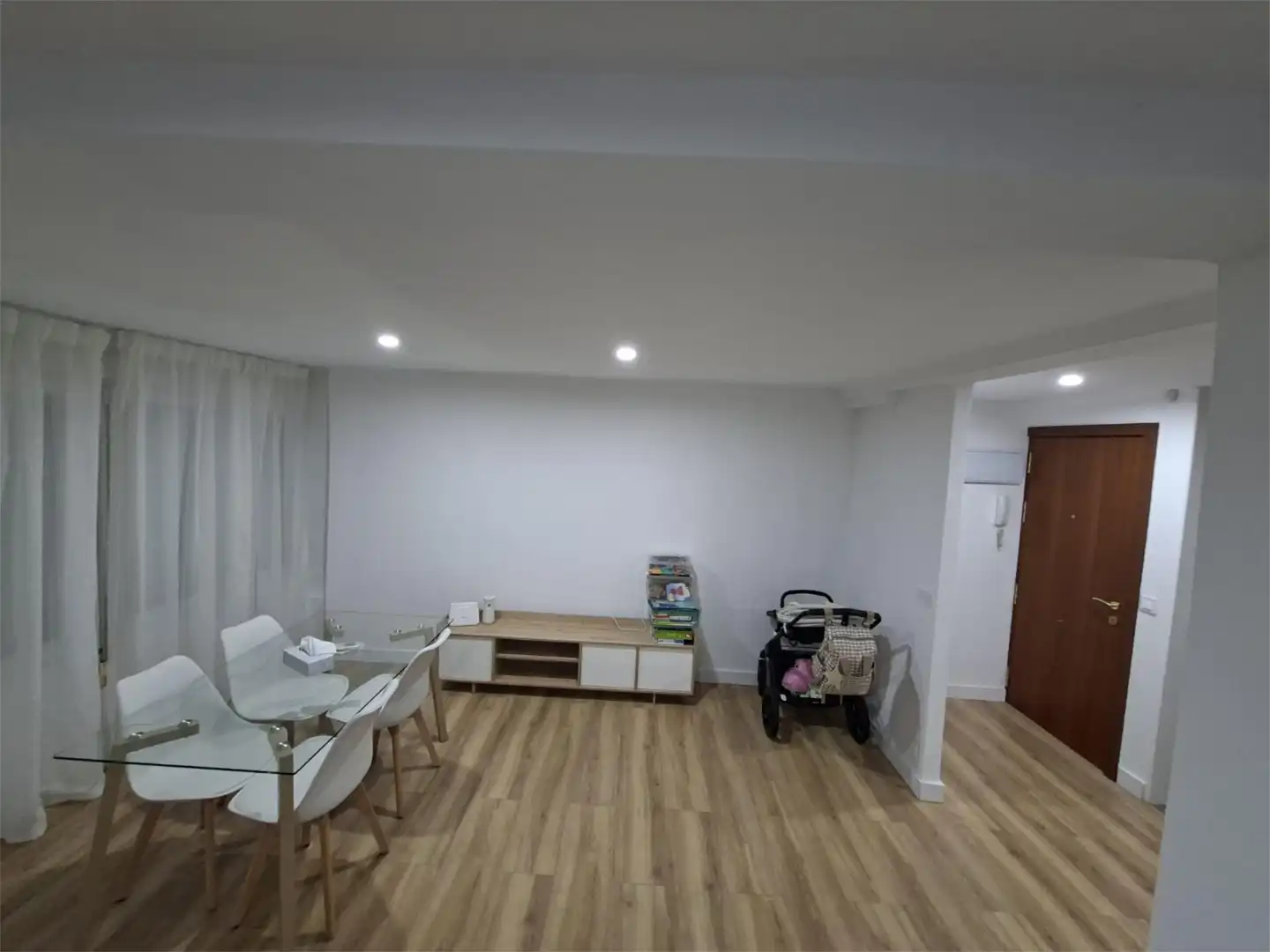 Piso en  Pasaje Marino Luis Córdoba Arce 2-12 - Foto 6