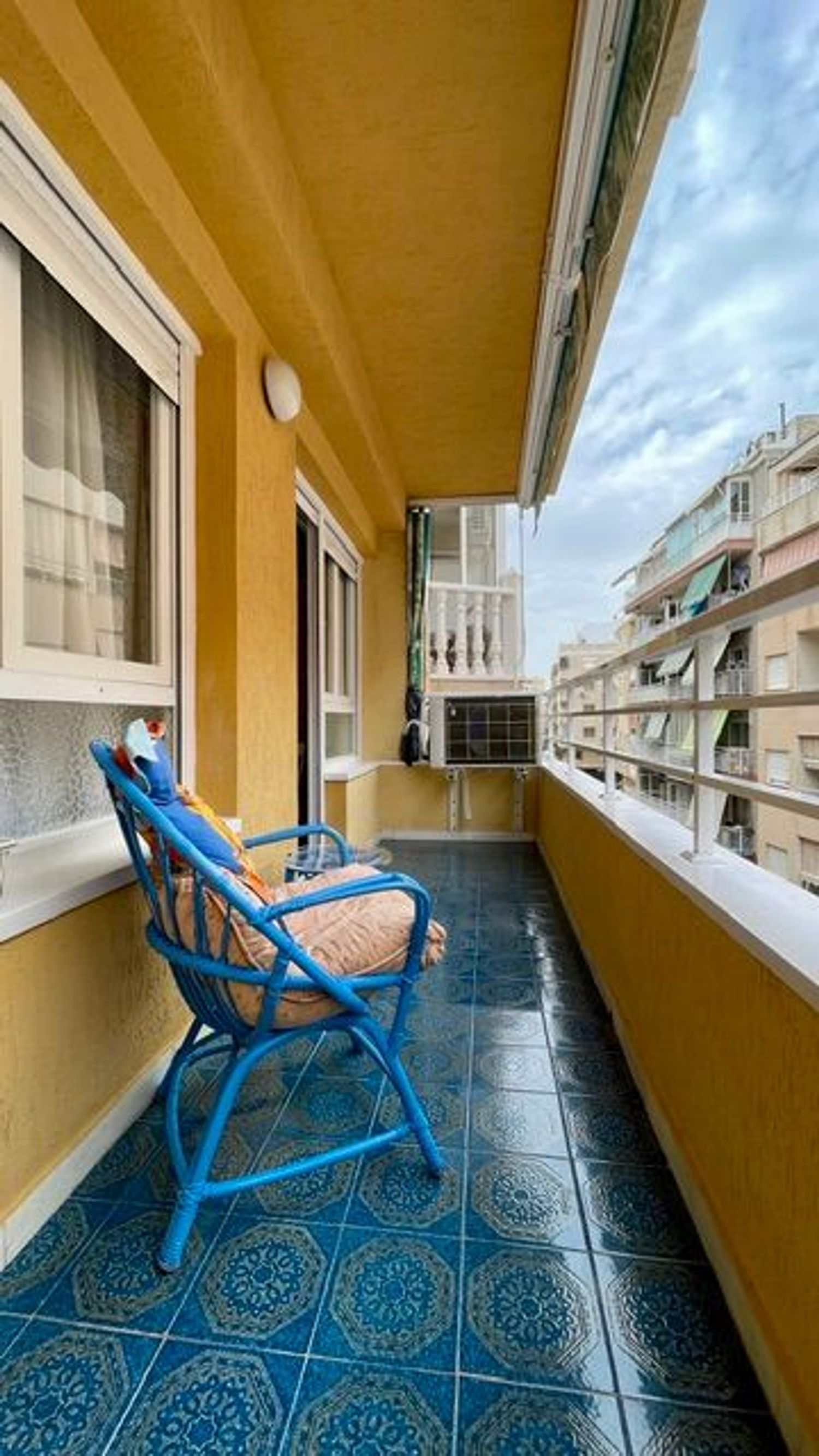 Piso en Calle Mar Baltico, 20, Playa de los Locos - Foto 2