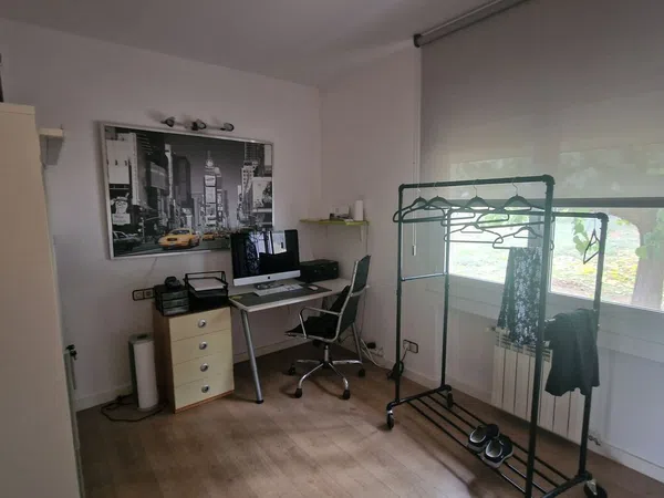 Casa rural en Calle Puigsacalm s/n - Foto 5