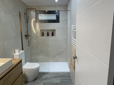 Chalet en  Avinguda del Vallès 18 - Foto 20