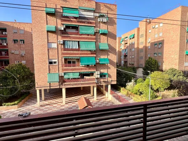 Piso en Calle Félix Rodríguez de la Fuente, 25, Zaidín, Zaidín - Foto 1