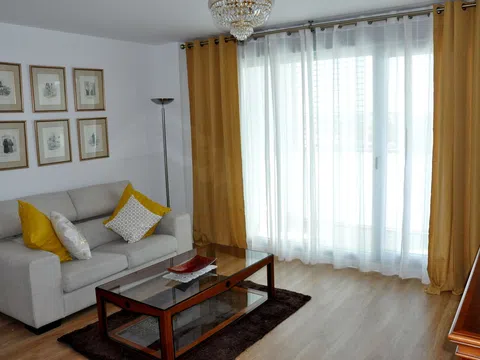 Piso en calle Letonia, 42