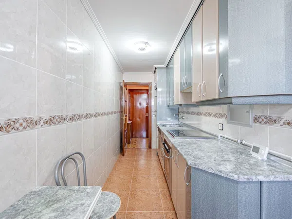 Piso en Calle Adora, 1, San Fermín - Foto 9
