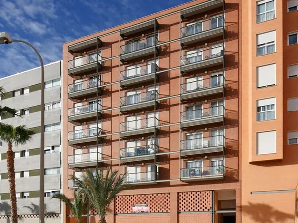 Piso en Calle San Pedro Poveda - Foto 1