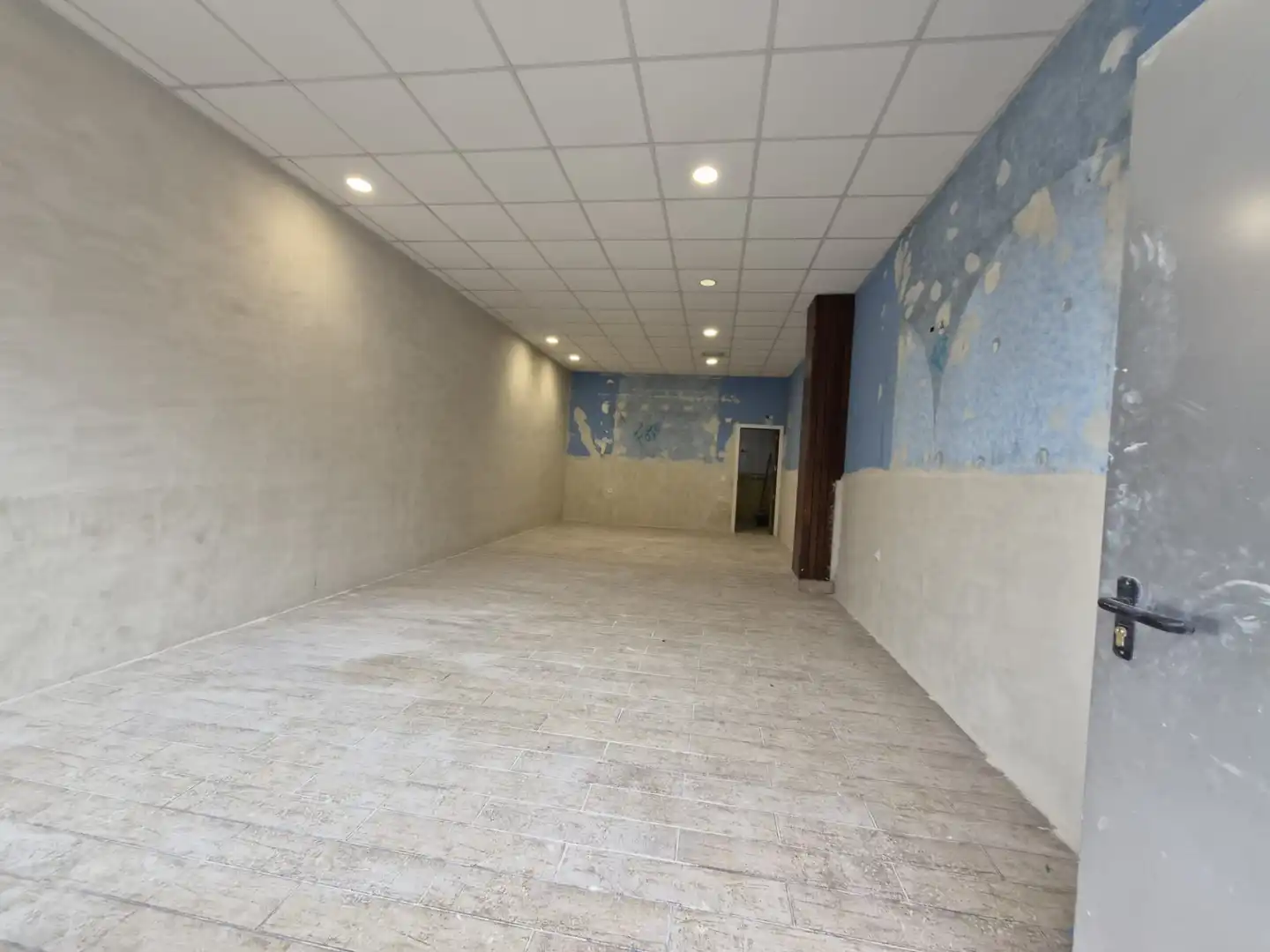 Local comercial en  Calle Cartaya 6 - Foto 3