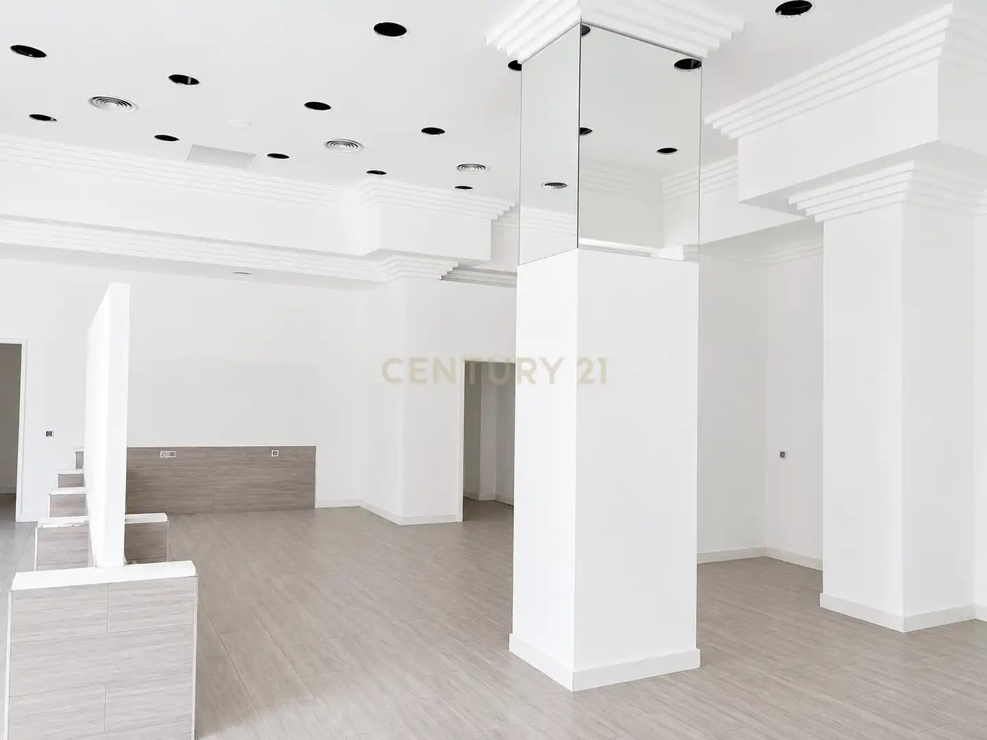Local comercial en  Avinguda del Primer de Maig, 51, València, Spain 51 - Foto 5