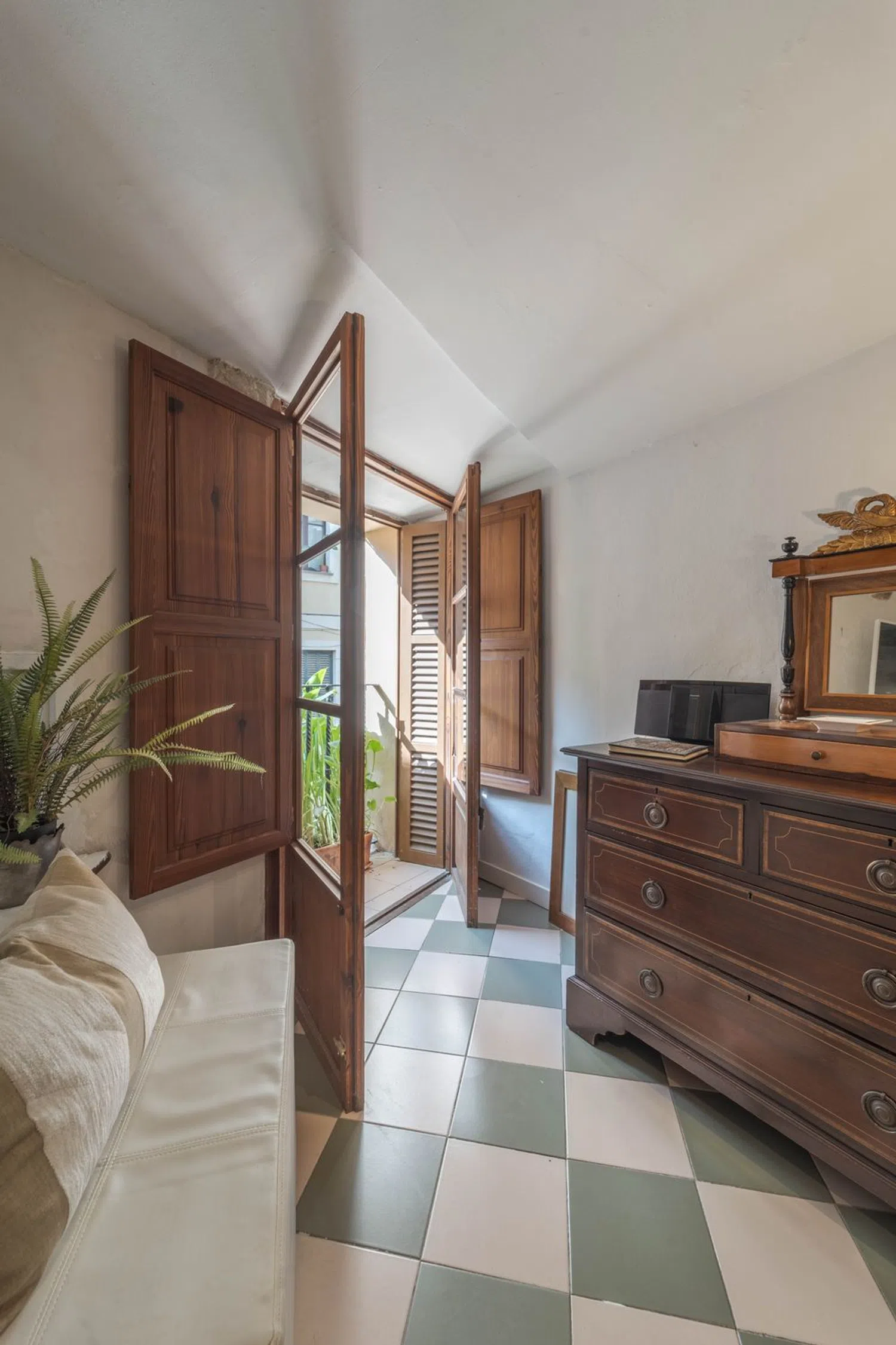 Estudio en calle de Sant Pere, 20 - Foto 8