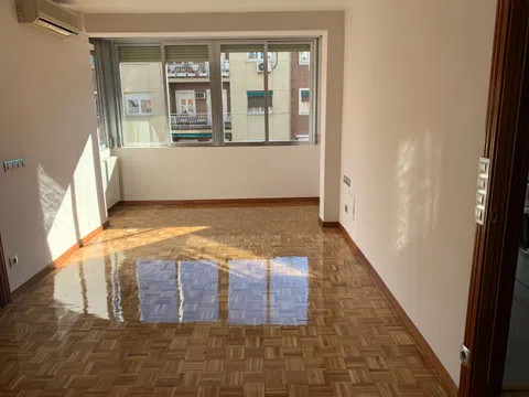 Piso en calle Virgen del Val, 27