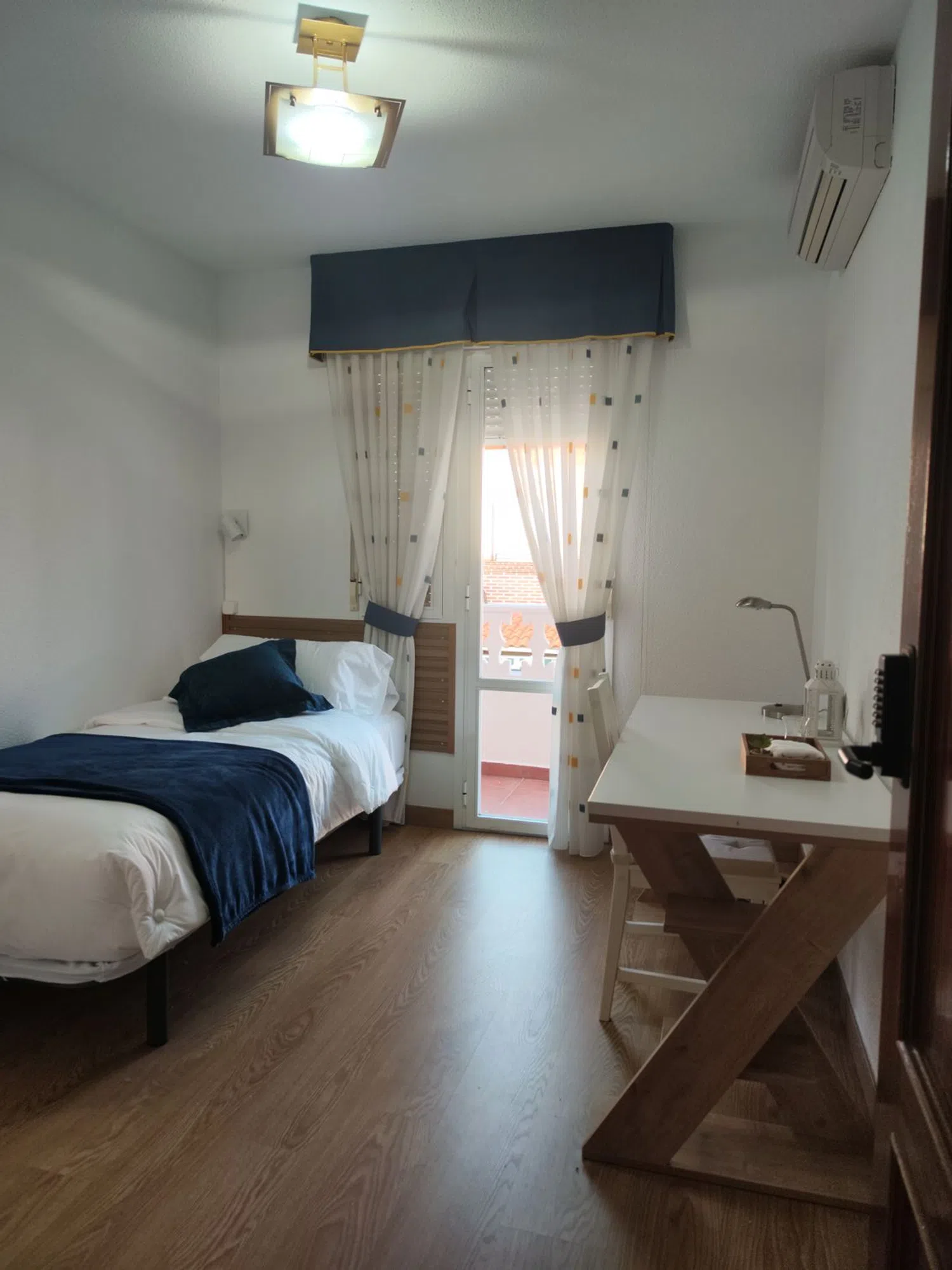 Chalet adosado en calle Azahar, 25 - Foto 2