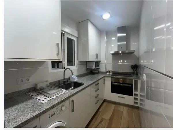 Piso en plaza de Colón, 8