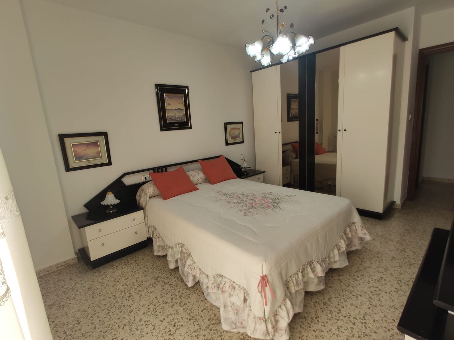 Piso en calle Matilde de La Torre, 40 - Foto 4