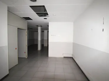Local comercial en Mollet del Vallès - Foto 3