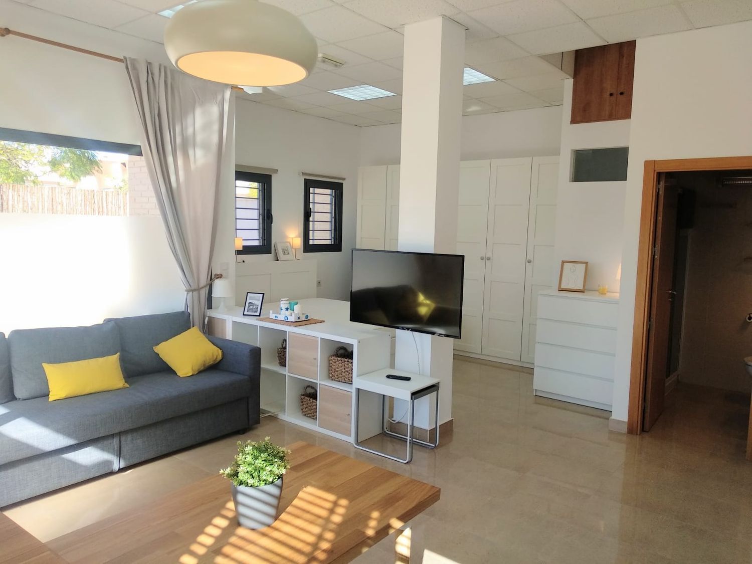 Piso en calle Constanza de Avilés, 31 - Foto 2