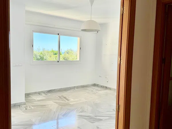 Piso en avenida de los Pintores, 6 - Foto 2