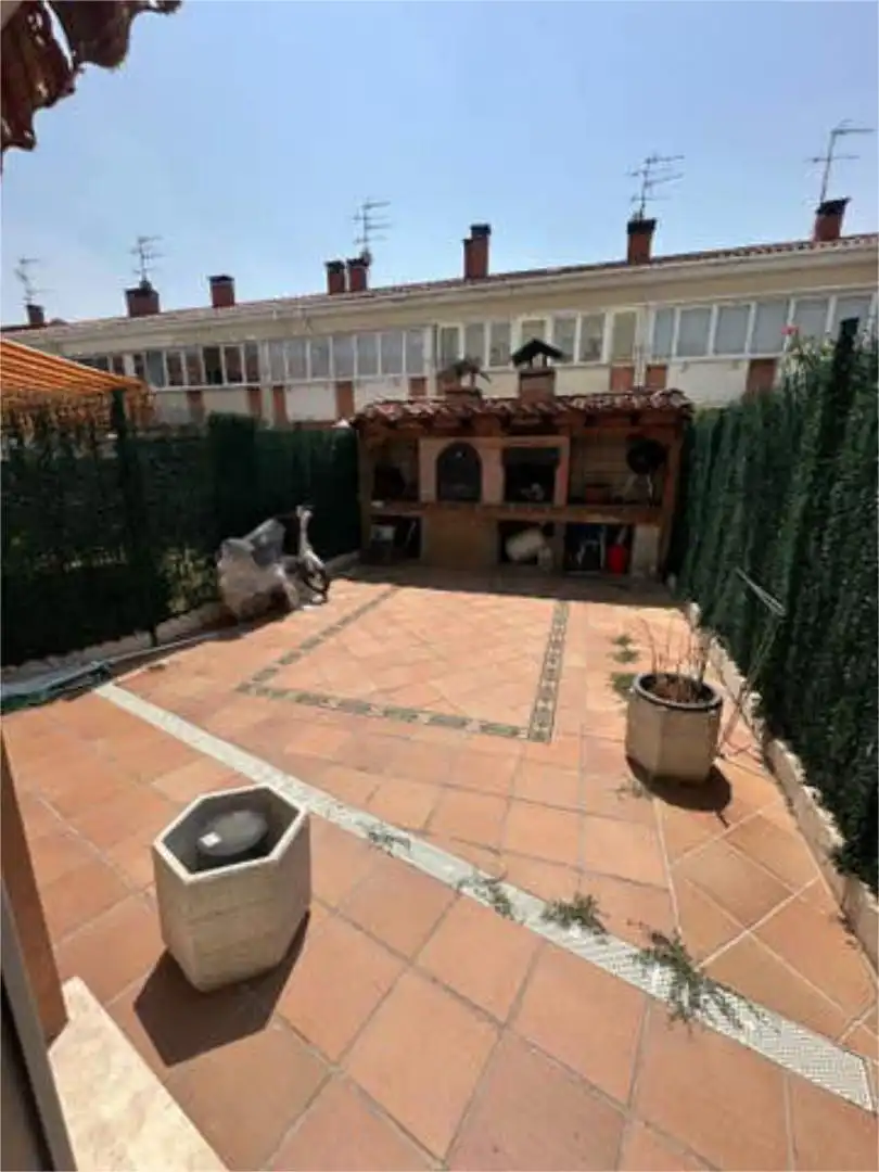 Casa adosada en ALQUILER EN CARDEÑAJIMENO - Foto 2