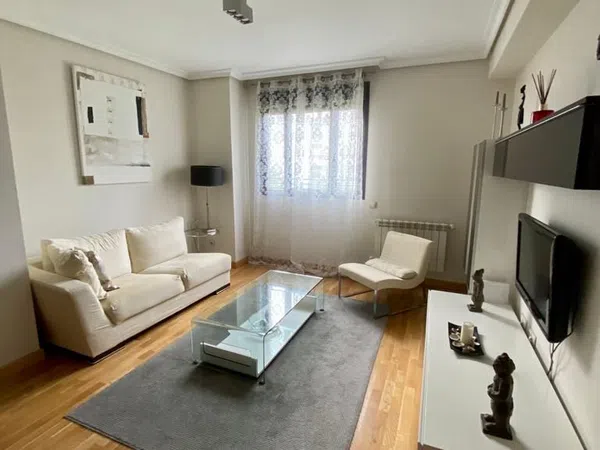 Piso en calle Arte Pop, 1