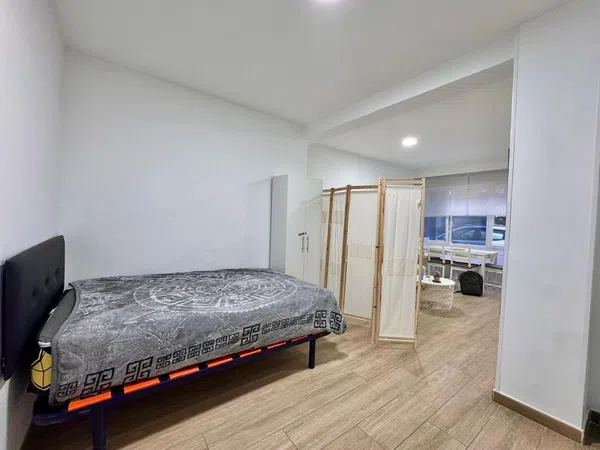 Estudio en Calle de Etruria - Foto 12