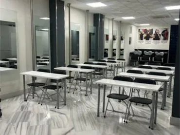 Local comercial en Puerta Osario - Foto 3