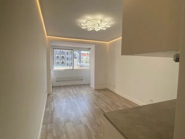 Estudio en calle de Hermosilla, 28