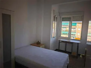 Piso en Juan de Borbon - Foto 4