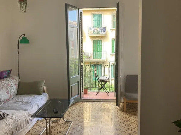 Piso en calle de Nàpols, 280