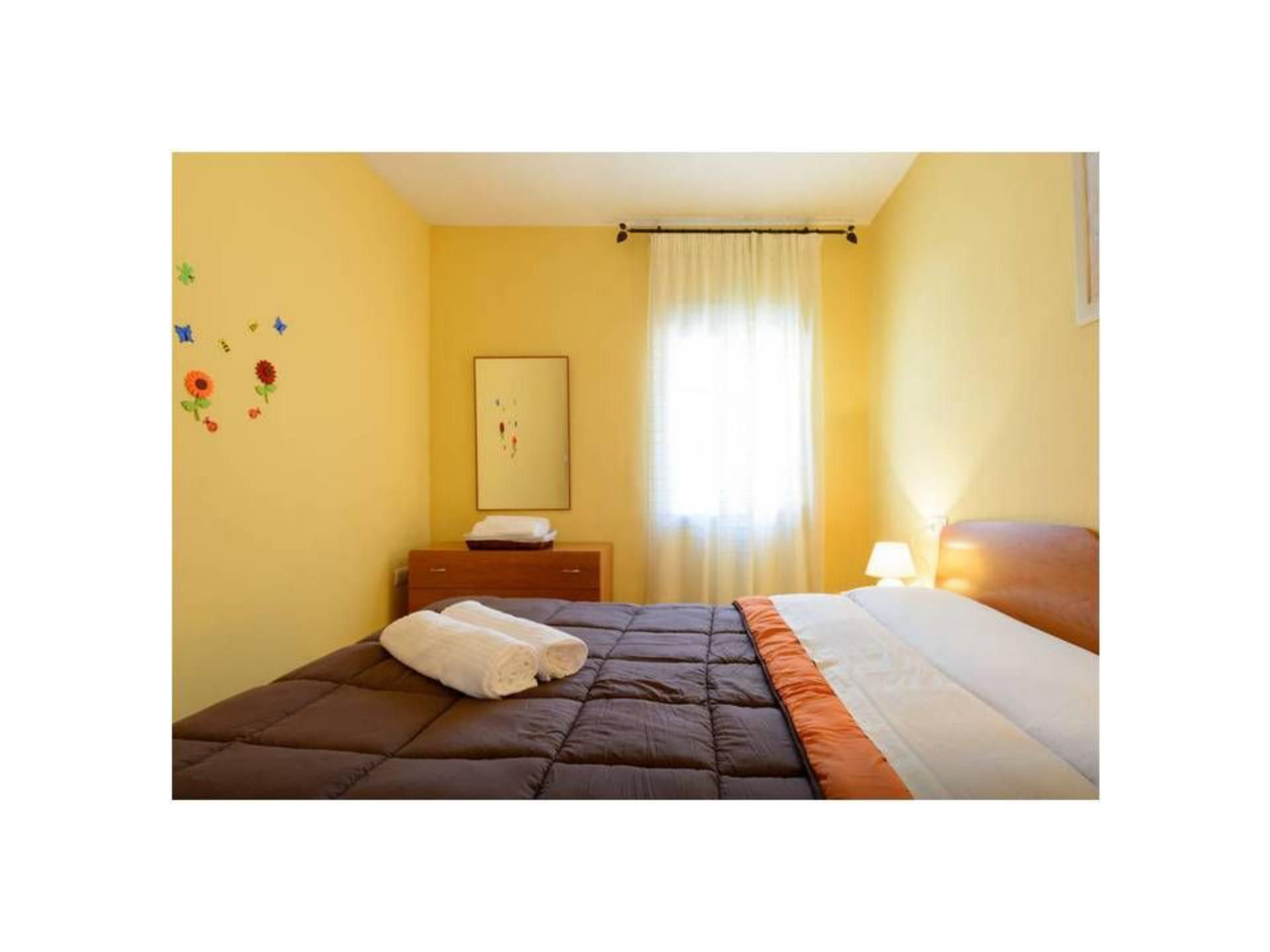 Piso en  Calle Puerta los Guzmanes 3