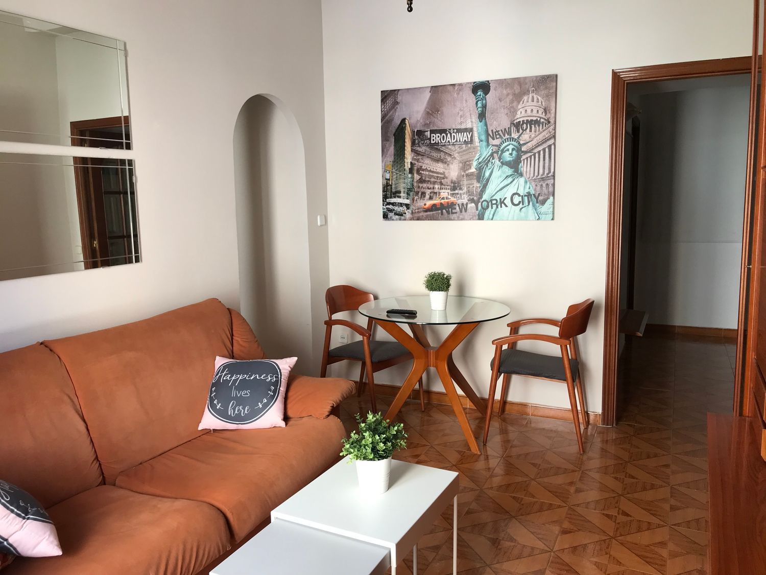 Piso en calle Diego de León, 63