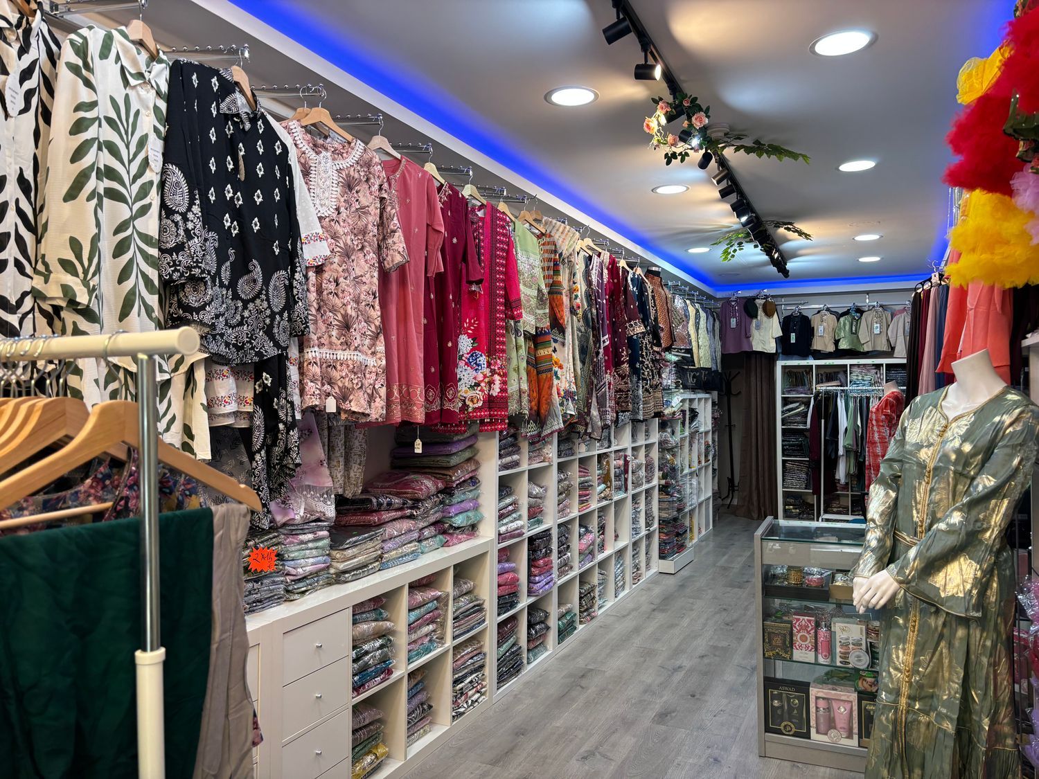 Tienda de ropa en traspaso en Avenida de la Generalitat, 82 - Foto 5