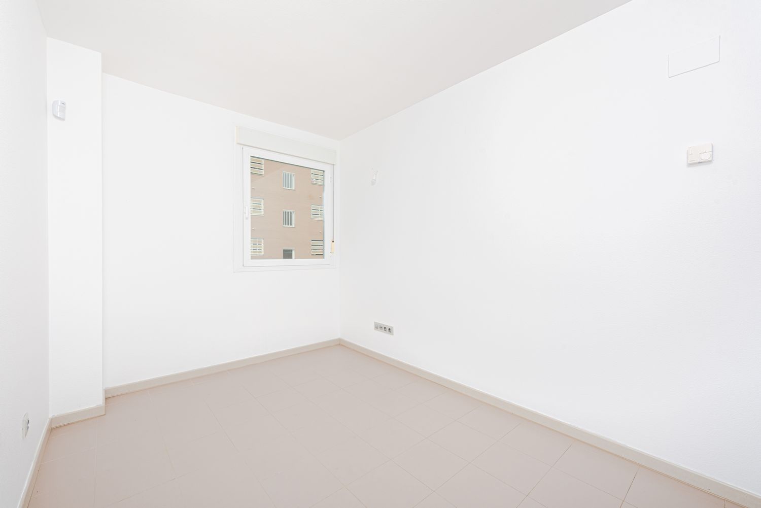 Piso en calle del Talgo - Foto 9