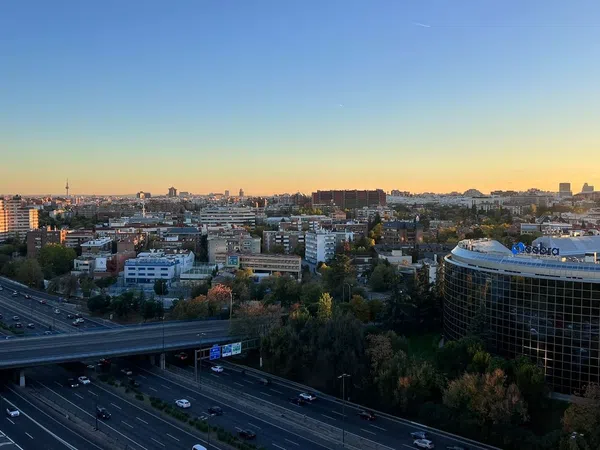 Piso en calle Bausá, 19
