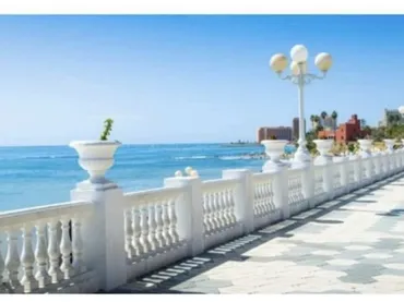 Estudio en  Avenida Rocío Jurado 1 - Foto 17