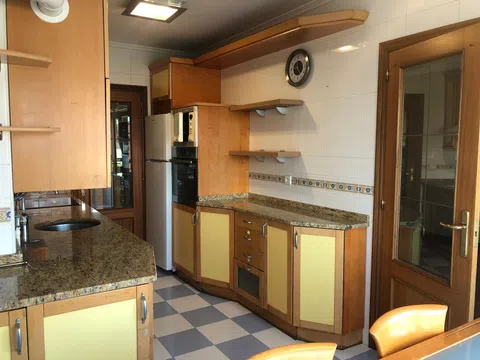 Piso en calle Blas de Otero, 29