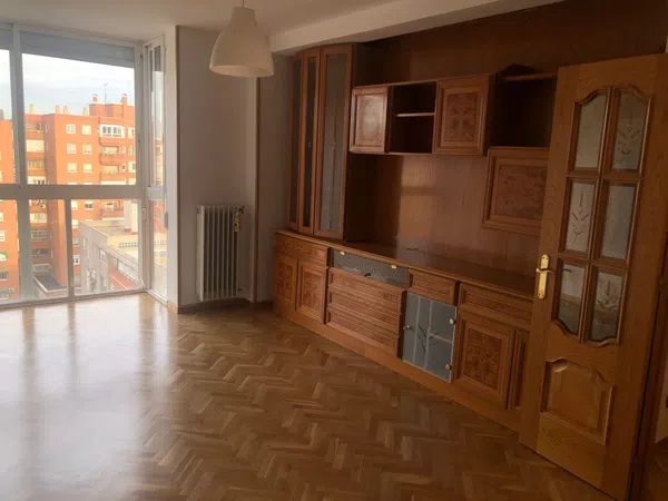 Piso en Barrio Rosas