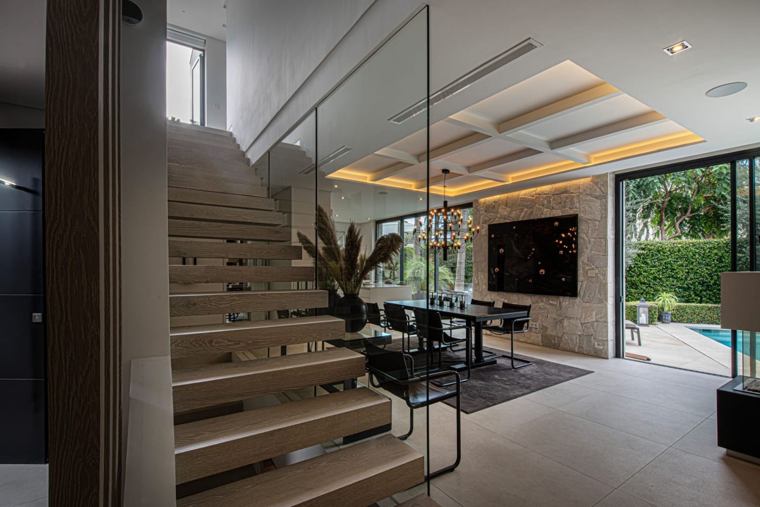 Casa independiente en Barrio La Carolina-Guadalpín - Foto 23