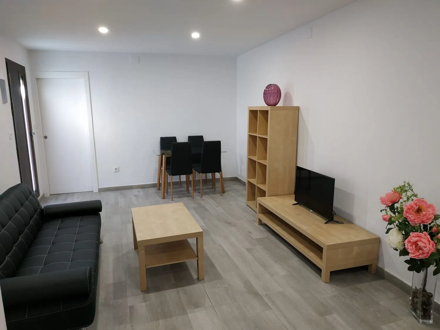 Chalet pareado en calle Feliciana Enríquez, 23 - Foto 1