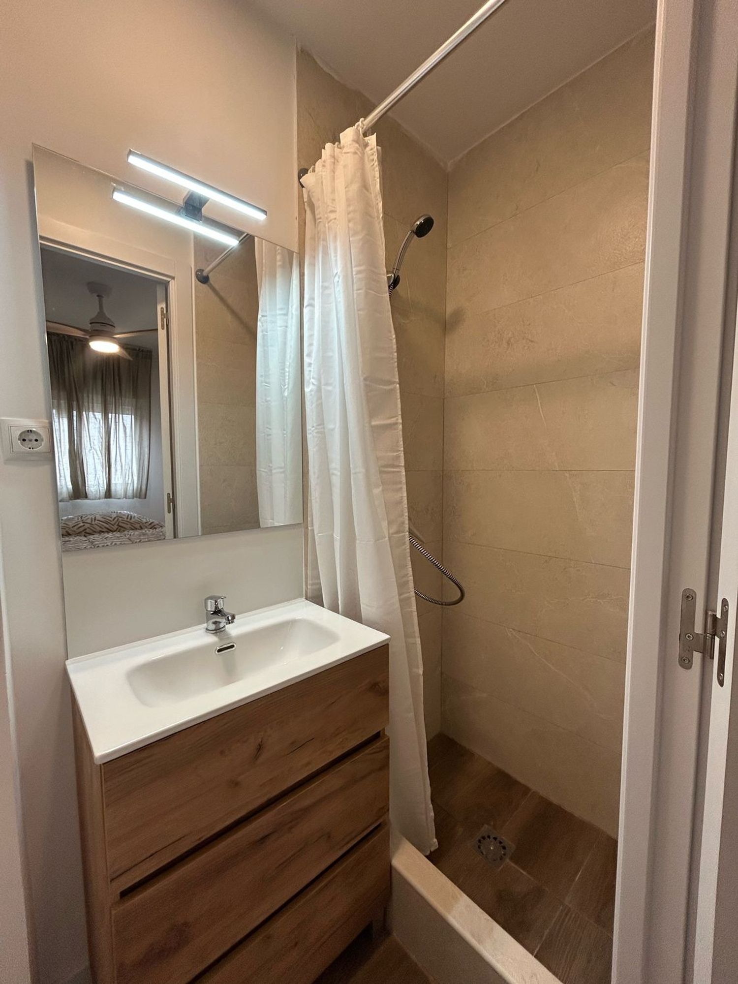 Estudio en calle del Pilar, 33 - Foto 7