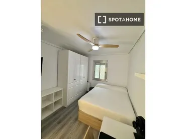 Piso en L'Hospitalet de Llobregat - Foto 10