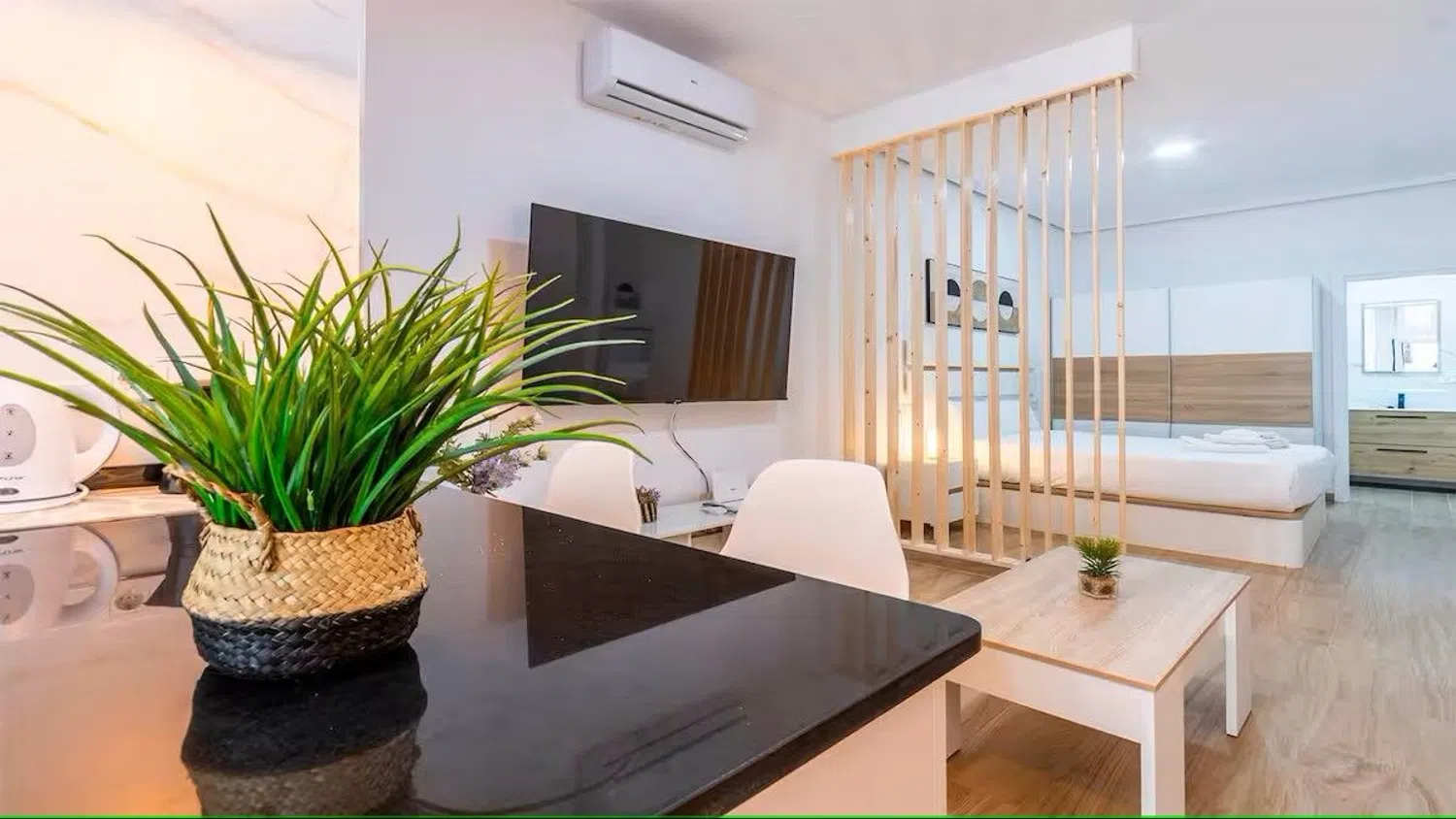 Estudio en avenida de Rabanales, 10 - Foto 1