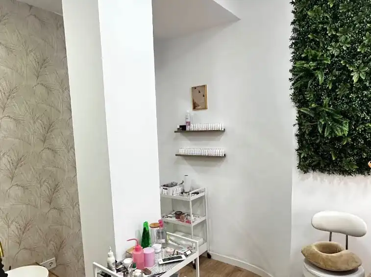Local comercial en  Calle Monte Carmelo 44 - Foto 3