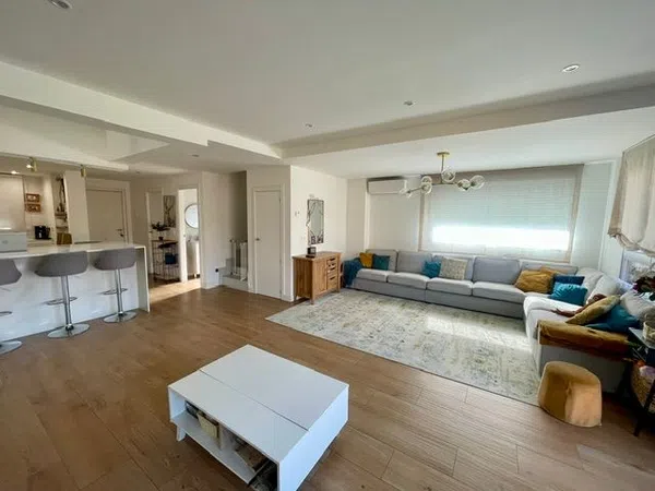 Chalet adosado en avenida 1º de Mayo, 1 Bis - Foto 3