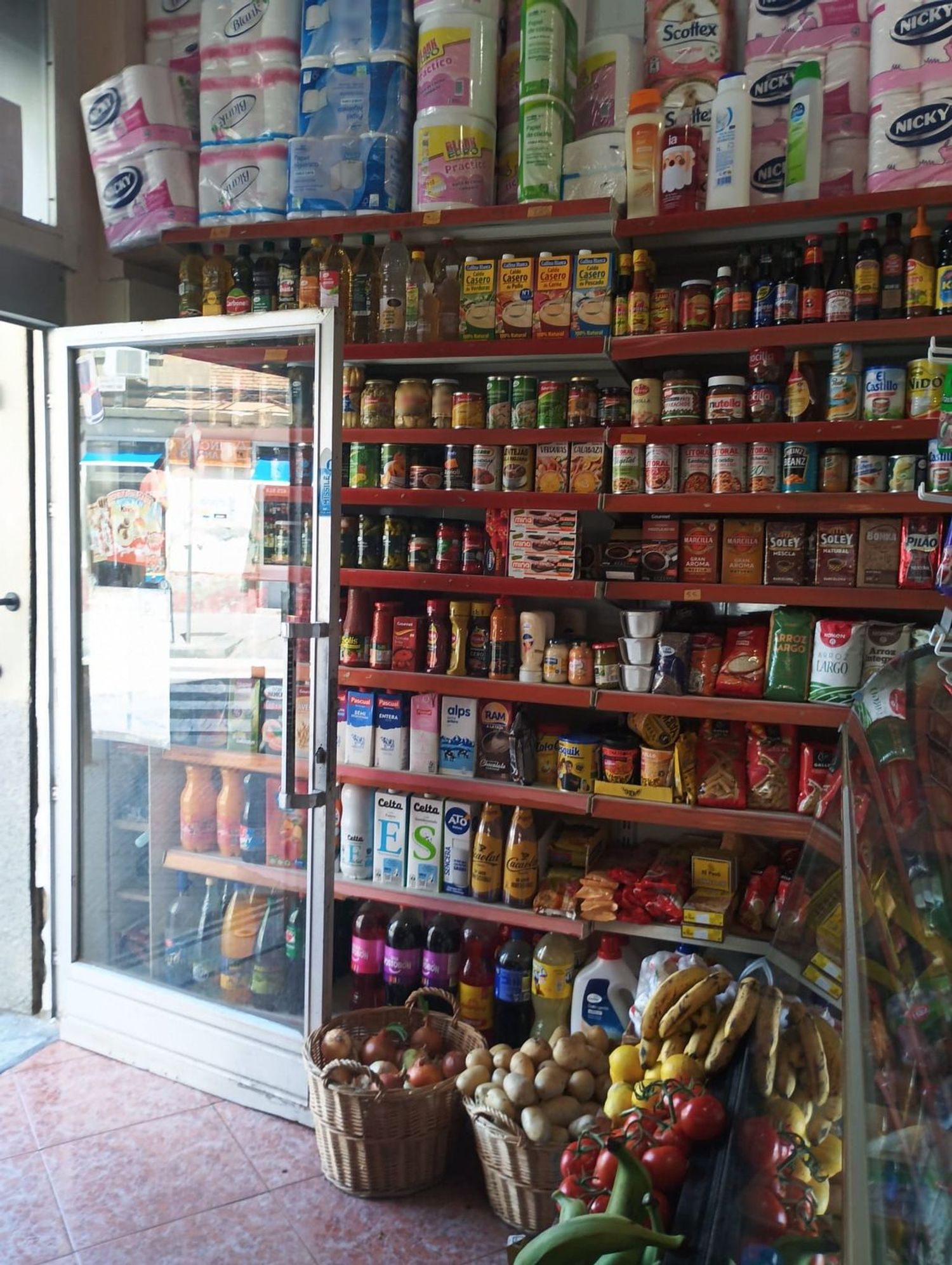 Local en Supermercado, tienda de alimentación en Calle d'Ausiàs Marc, Progrés-Pep Ventura - Foto 14