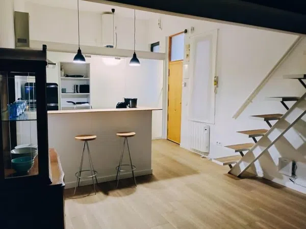 Piso en calle de Rodas, 5