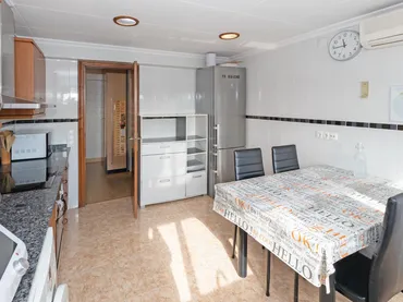 Piso en  Carrer d'Encarna Albarracín 9 - Foto 4