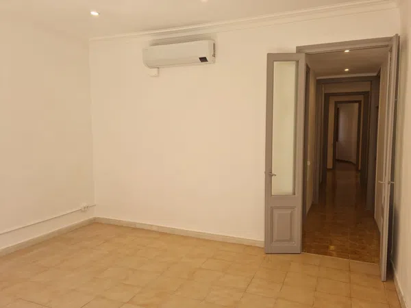 Piso en Centre - Passeig i Rodalies - Foto 2