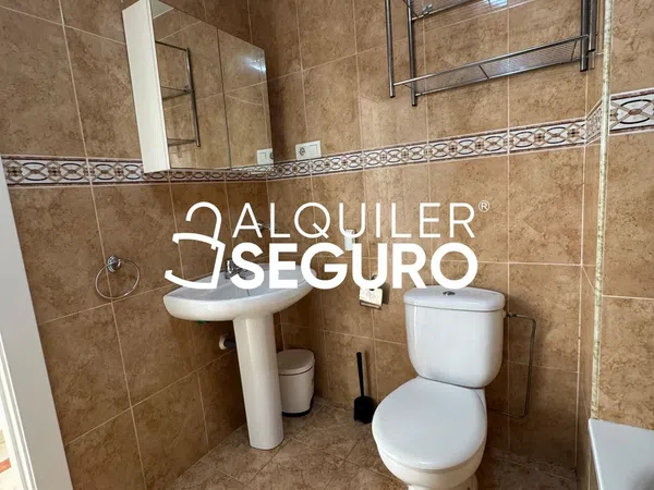 Piso en Calle Guadiaro, Girón - Las Delicias - Pacífico - Foto 3