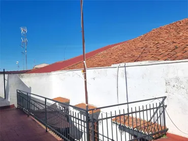 Casa adosada en  Calle Nicolás Megía 16 - Foto 9